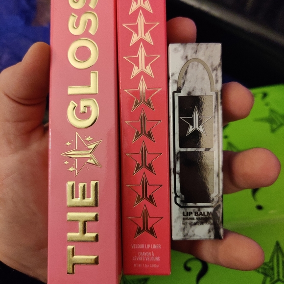 Jeffree Star Premium Halloween Mystery Box - Picture 5 of 6